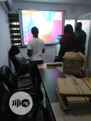 Interactive White Board With Epson Projector