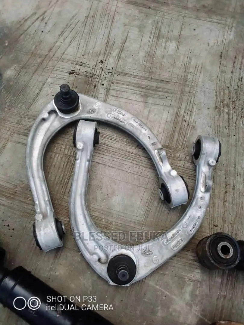 Range Rover Vogue Front Upper Arms
