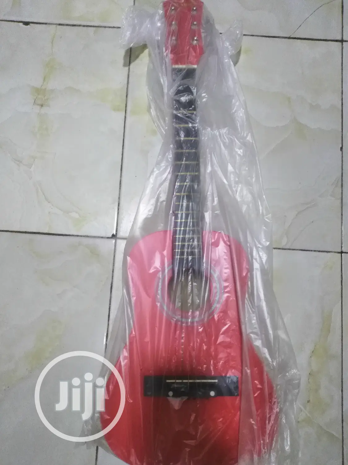Academic Guitar 31"