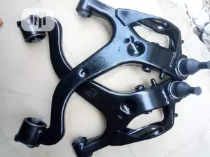 Lower Arms Range Rover Sport 2010