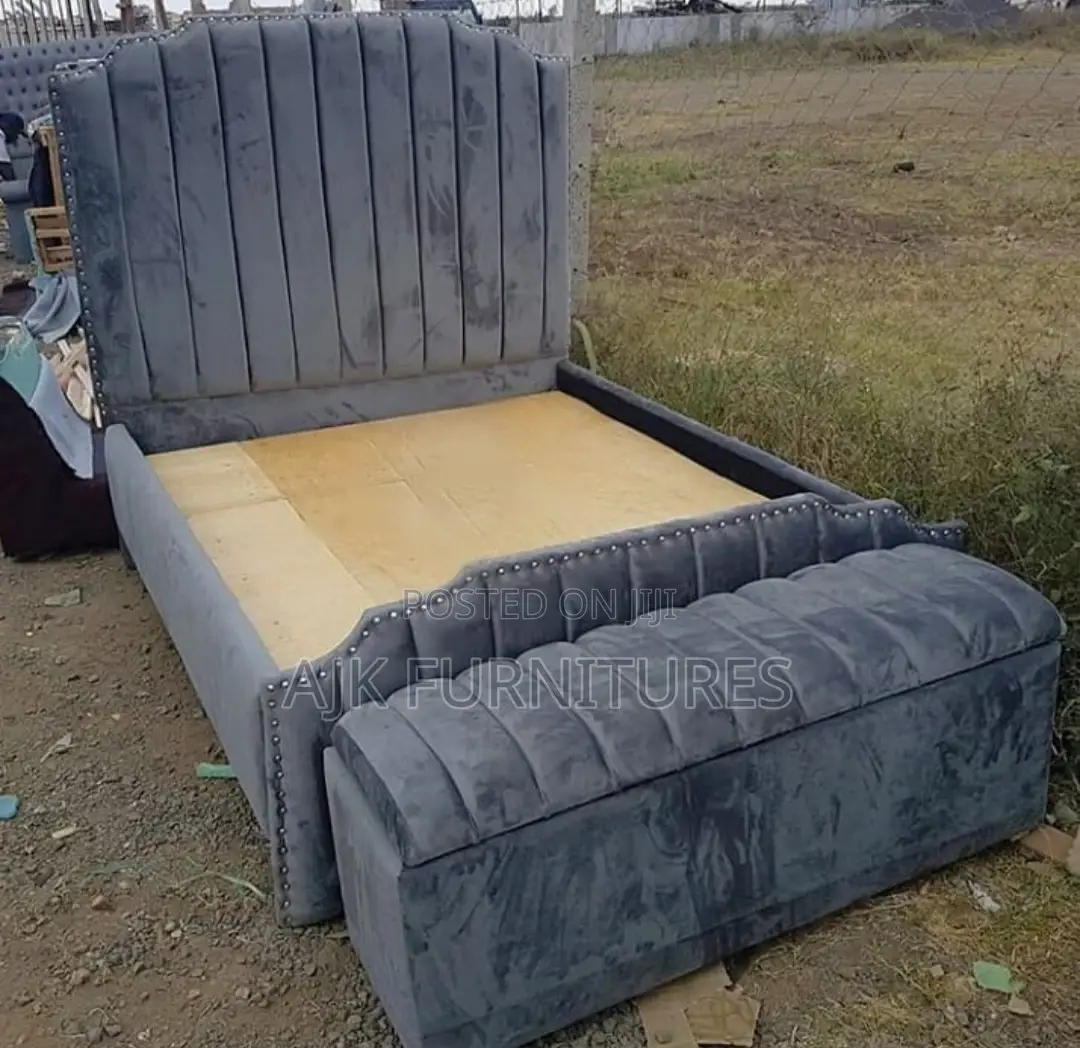 Exquisite 6by6ft Padded Bedframe
