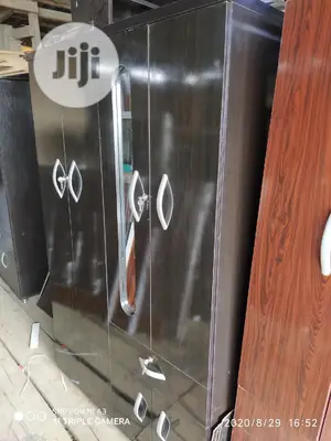 4*6ft Standard Wardrobe