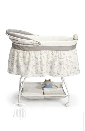 Sweet Beginings Baby Bassinet