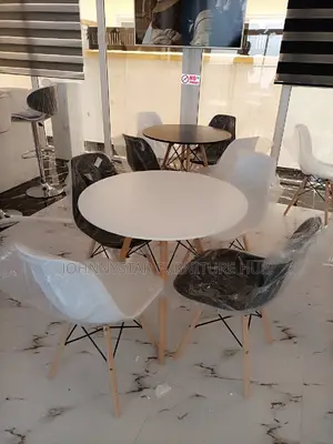 Italian Unique Restaurant 4 Chairs With Tables