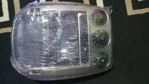 Kia Cerato 2005 Dashboard Console