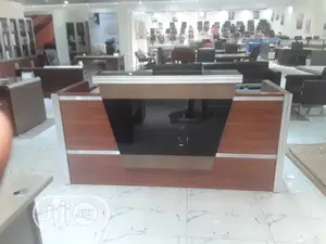 Receptionist Table