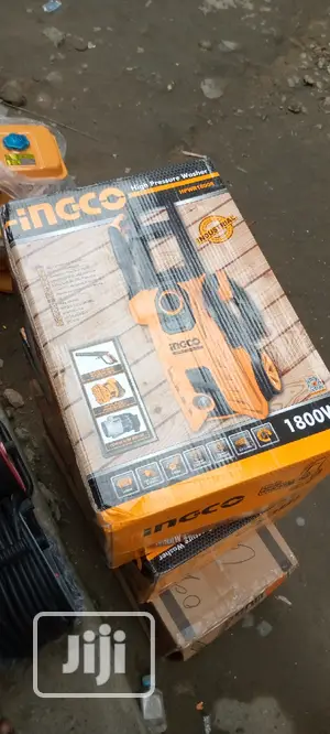 1800W High Pressure Washer