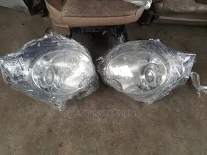 Mini Cooper Head Lamp With Charger 08/09