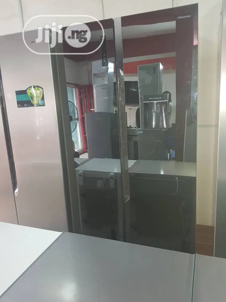 Brand New Hisense Side by Side Refrigerator/Mirror/External/