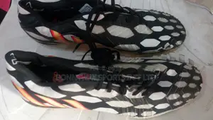 Adidas Size 41 Boot