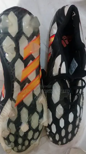 Adidas Size 41 Boot