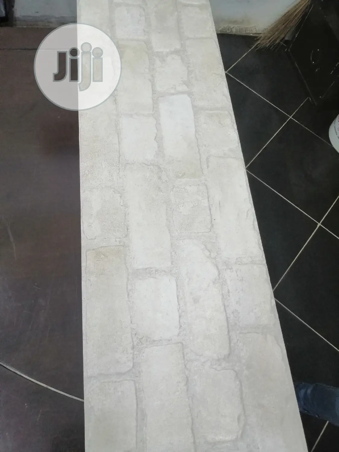Quality Crack Tiles