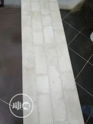 Quality Crack Tiles