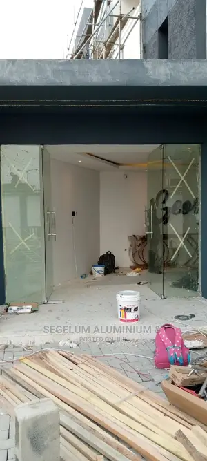 Frameless Glass and Aluminium Work