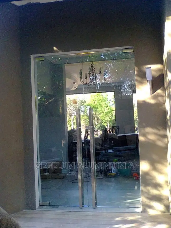 Frameless Glass and Aluminium Work