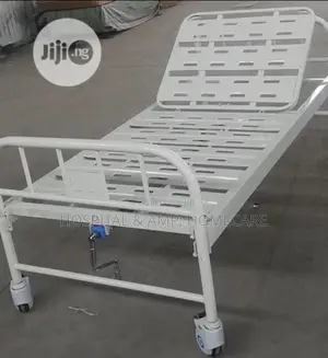 Hospital Bed With Infusion Stand
