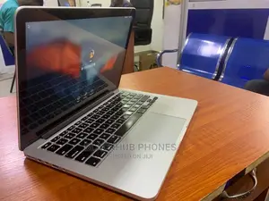 Laptop Apple MacBook Pro 8GB Intel Core I5 SSD 256GB