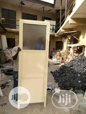 Alluminium Toilet Doors