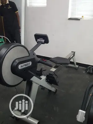 Spirit Heavy Duty Rowing Machine