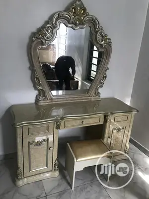 Royal Dressing Mirror
