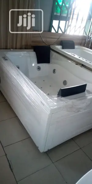Quality Big Size Jacuzzi, Face Me I Face You