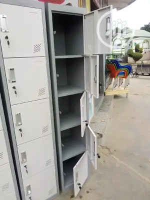 5 Doors Workers Locker