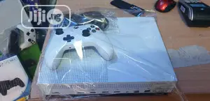 Microsoft Xbox One S Console + Games
