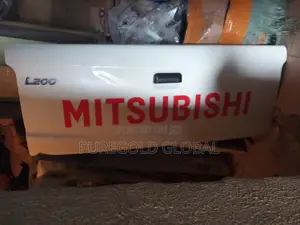Boot for Mitsubishi L200