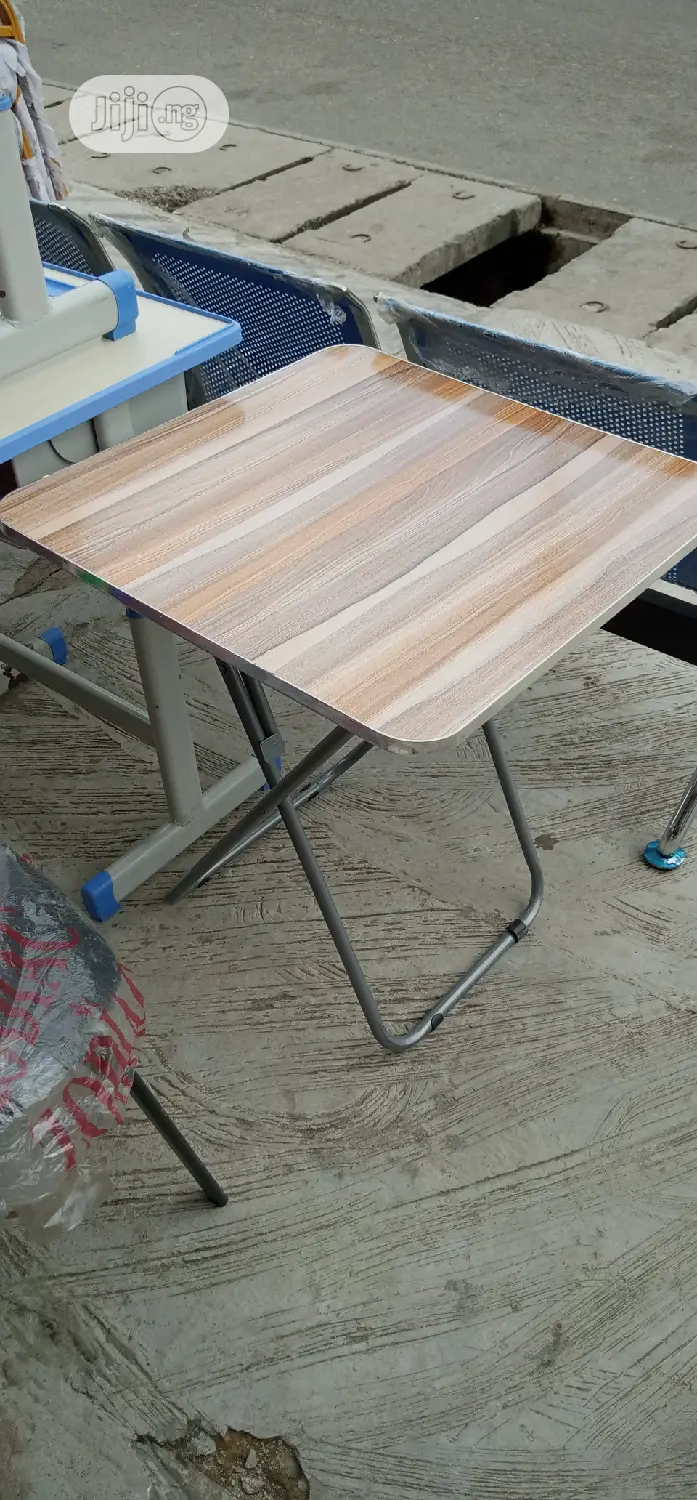 Folding Table