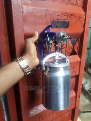 Down Cup Spray Gun