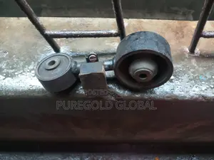Engine Seat for Camry 2007 Model