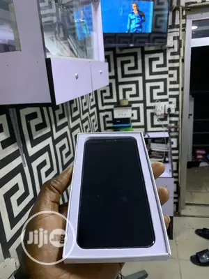 Photo - iPhone XS Max Used Original Screen With Guarantee