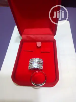 Dubai 925 Sterling Silver Wedding Ring - Silver