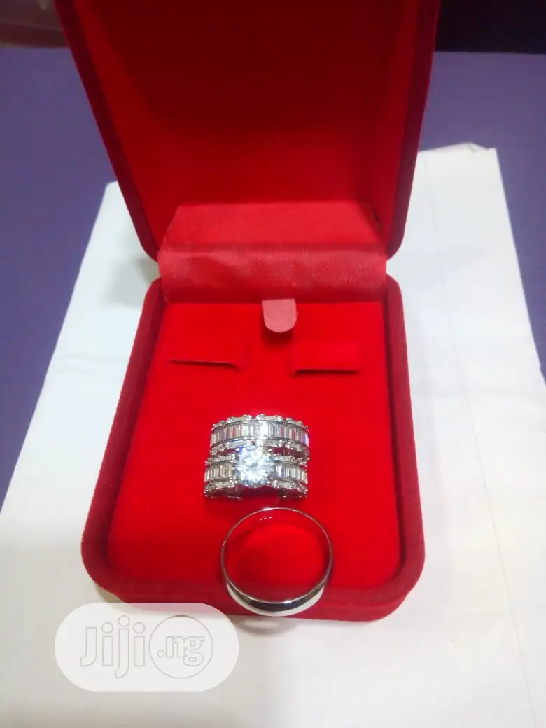 Dubai 925 Sterling Silver Wedding Ring - Silver