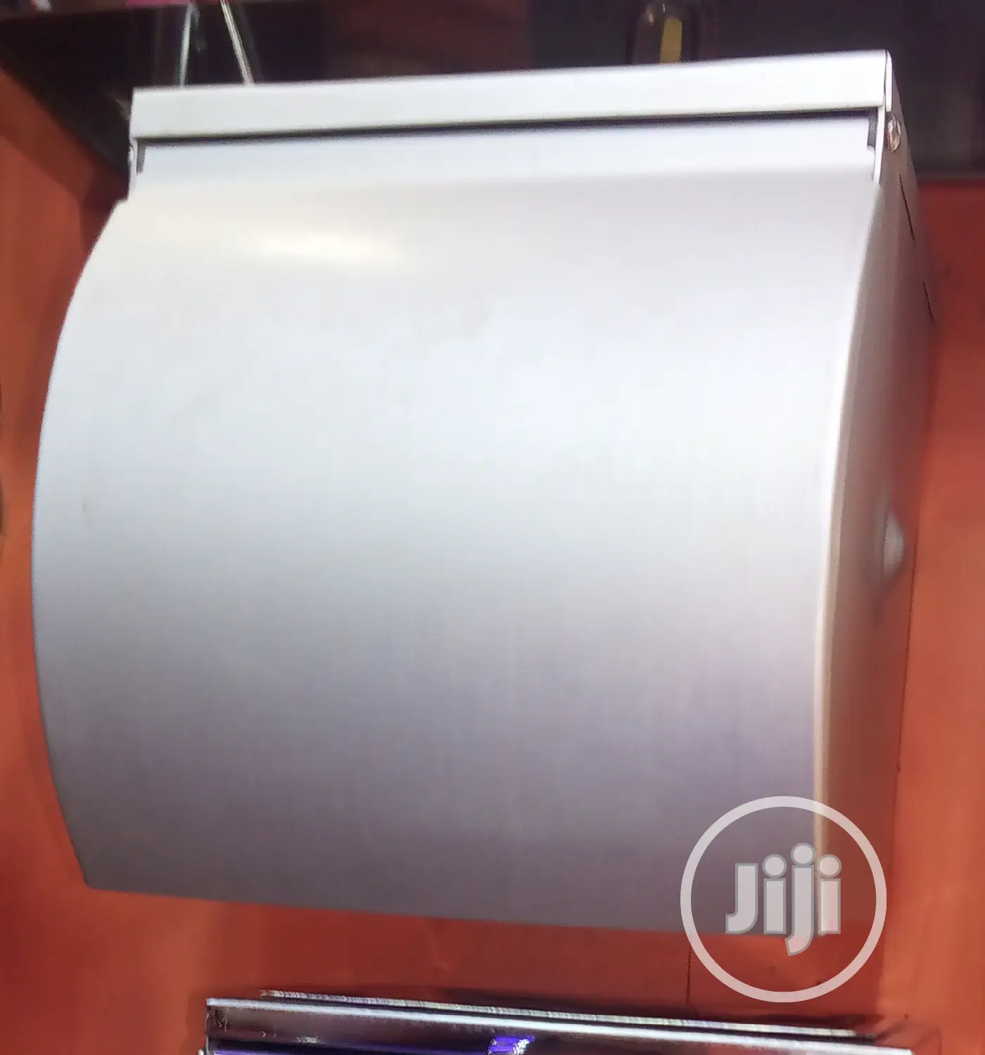 Tissue Holder and Soap Dish