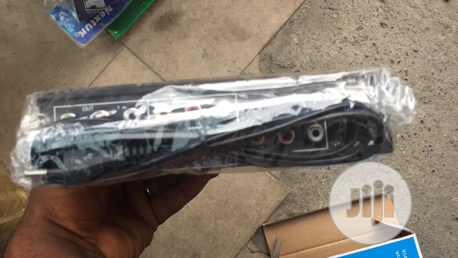 4way AV Splitter
