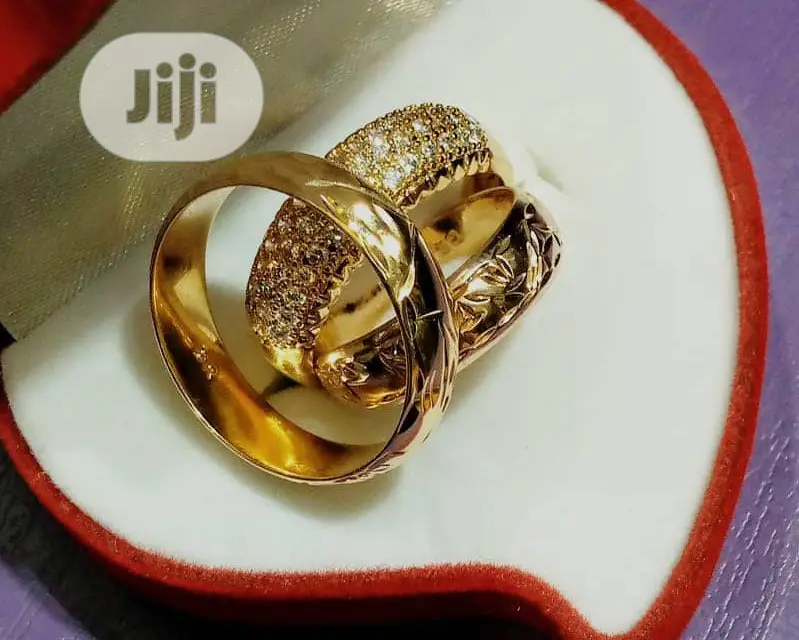 Original Bruna Gold 3 Set Patterned Wedding Rings