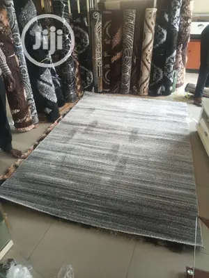 Rug (5/7).