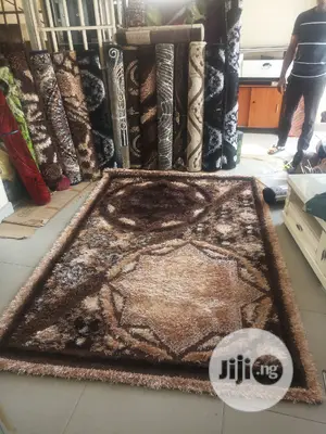 Rug (5/7).