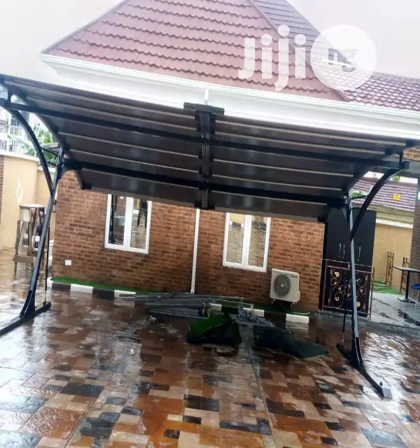 Dampalon Polycarbonate World And Skylight