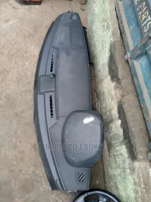 Land Rover LR4 Dashboard