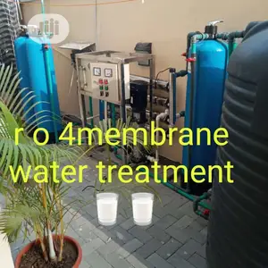 Water Treatment R O Osmosis Machi