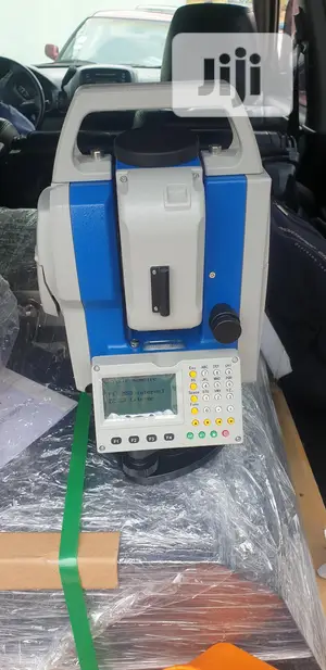 Stonex R1+ Total Station