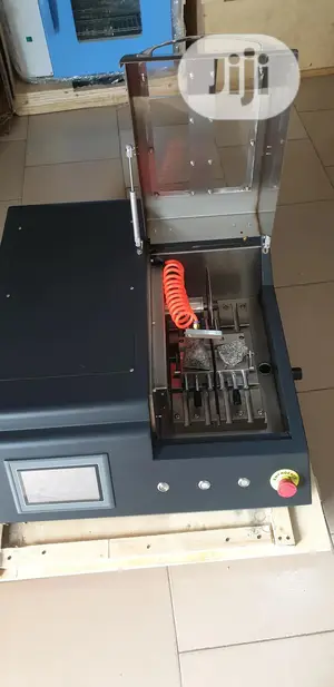 Thin Sectioning Machine (Rock Cutting Machine)