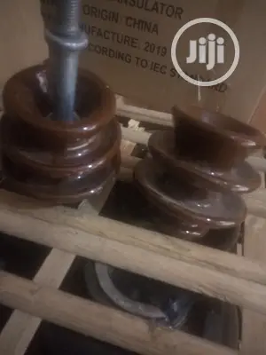 11kv Porcelain Pot Insulator With Stud