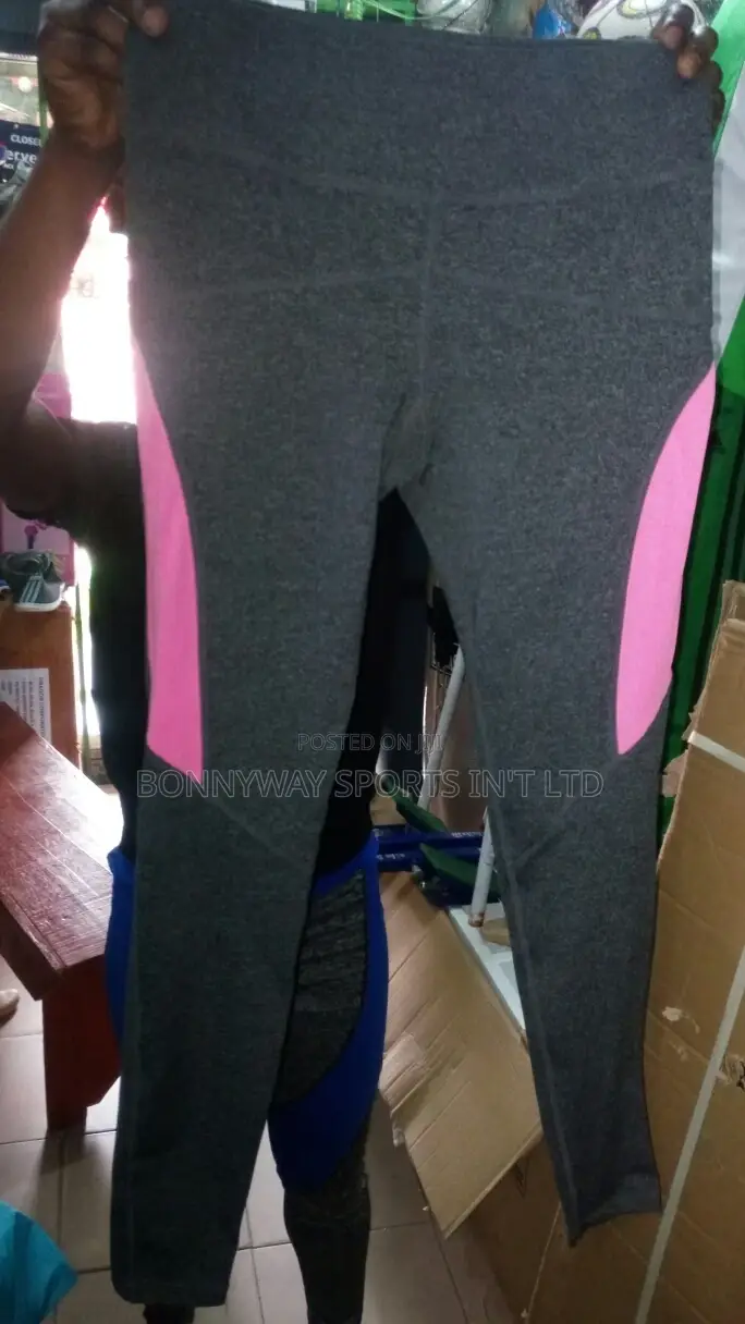 Female Jugging Leggings