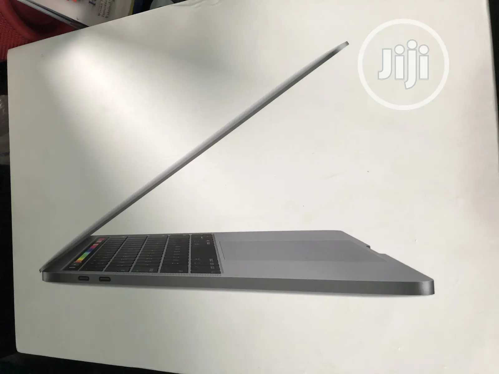Laptop Apple MacBook Pro 8GB Intel Core I5 SSD 256GB