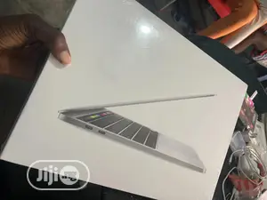 Laptop Apple MacBook Pro 8GB Intel Core I5 SSD 256GB