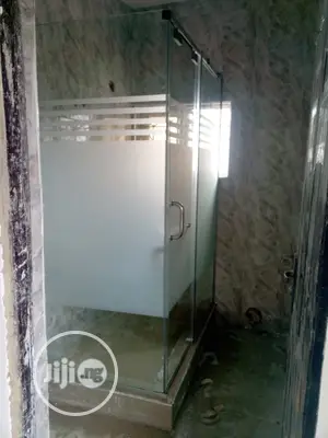 Shower Cubicle Installation