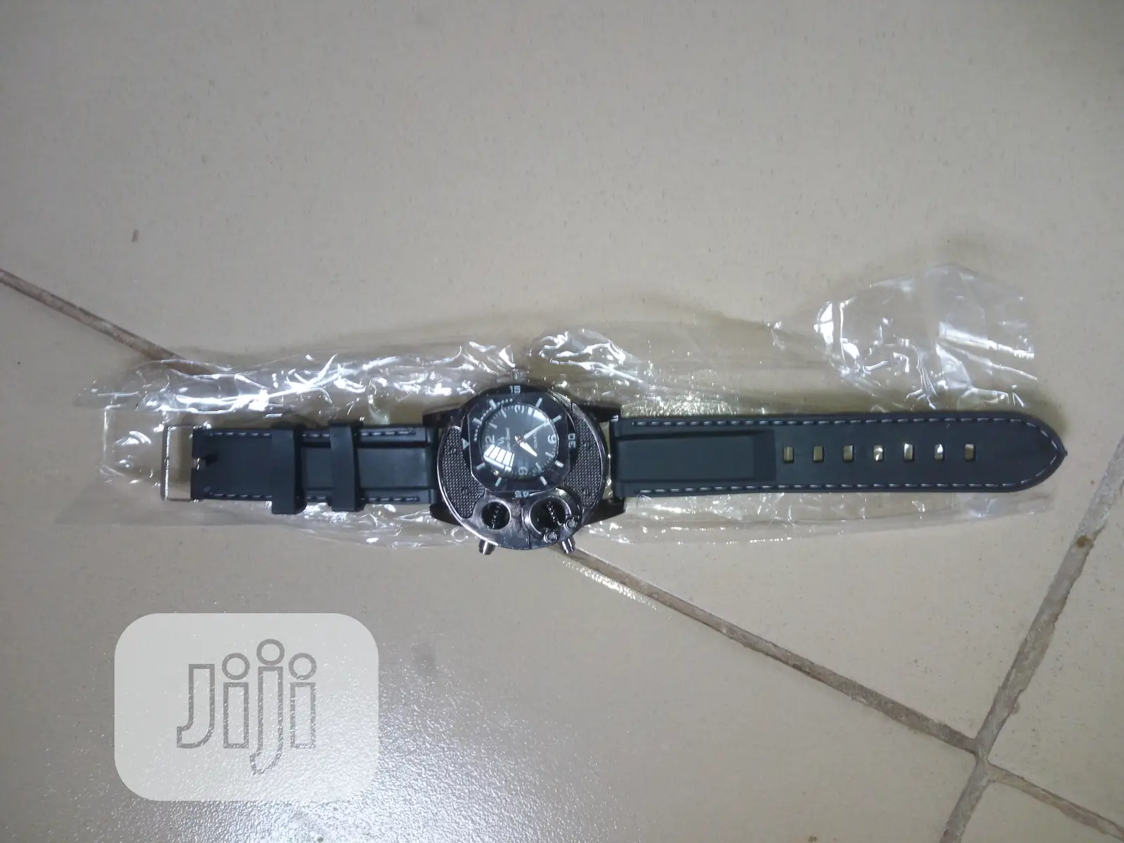 V8 Super Speed Wrist Watch